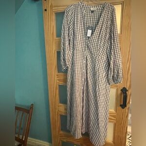 Universal Thread Checkered gingham Midi Dress - brown and White